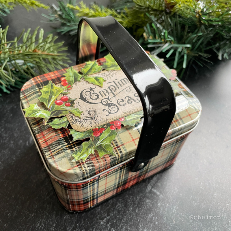 tim holtz christmas idea-ology 2022: festive tin (and a new You Tube video)